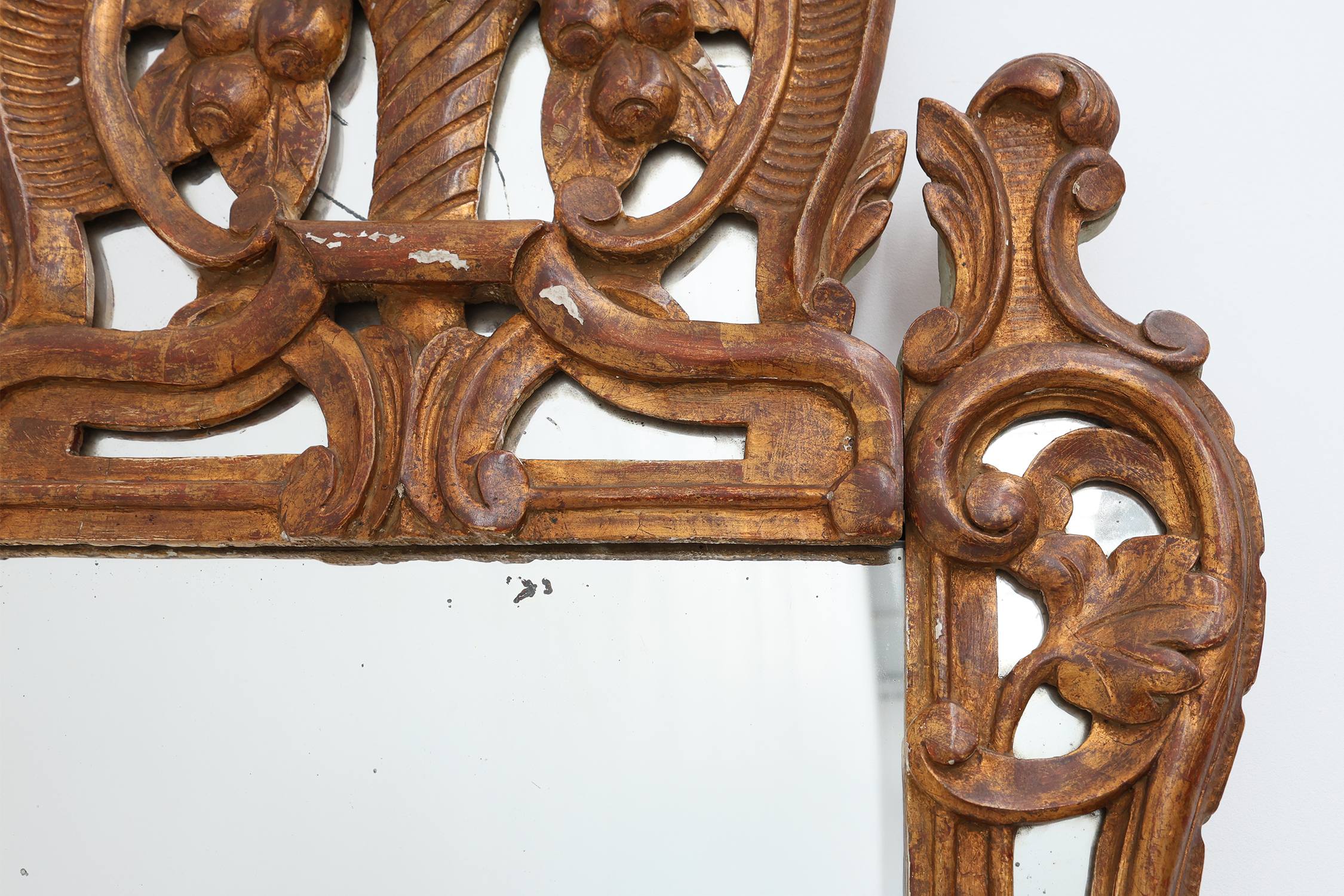 Louis XV style carved giltwood mirror with floral crest, France, 18th centurythumbnail